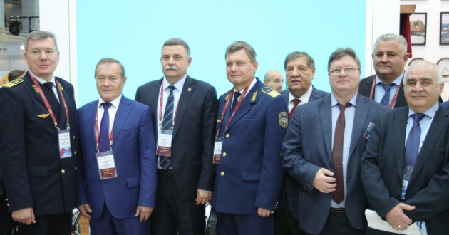 ФГП ВО ЖДТ России на XIII Международной выставке и форуме Транспорт России 2019