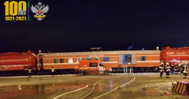 Пожарные поезда ФГП ВО ЖДТ России участвовали в тушении пожара складских помещений на территории АО «Логистика-терминал»