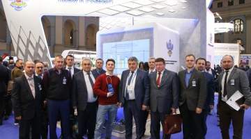 Презентация цифровых технологий методов организации охраны и безопасности на стенде Росжелдора