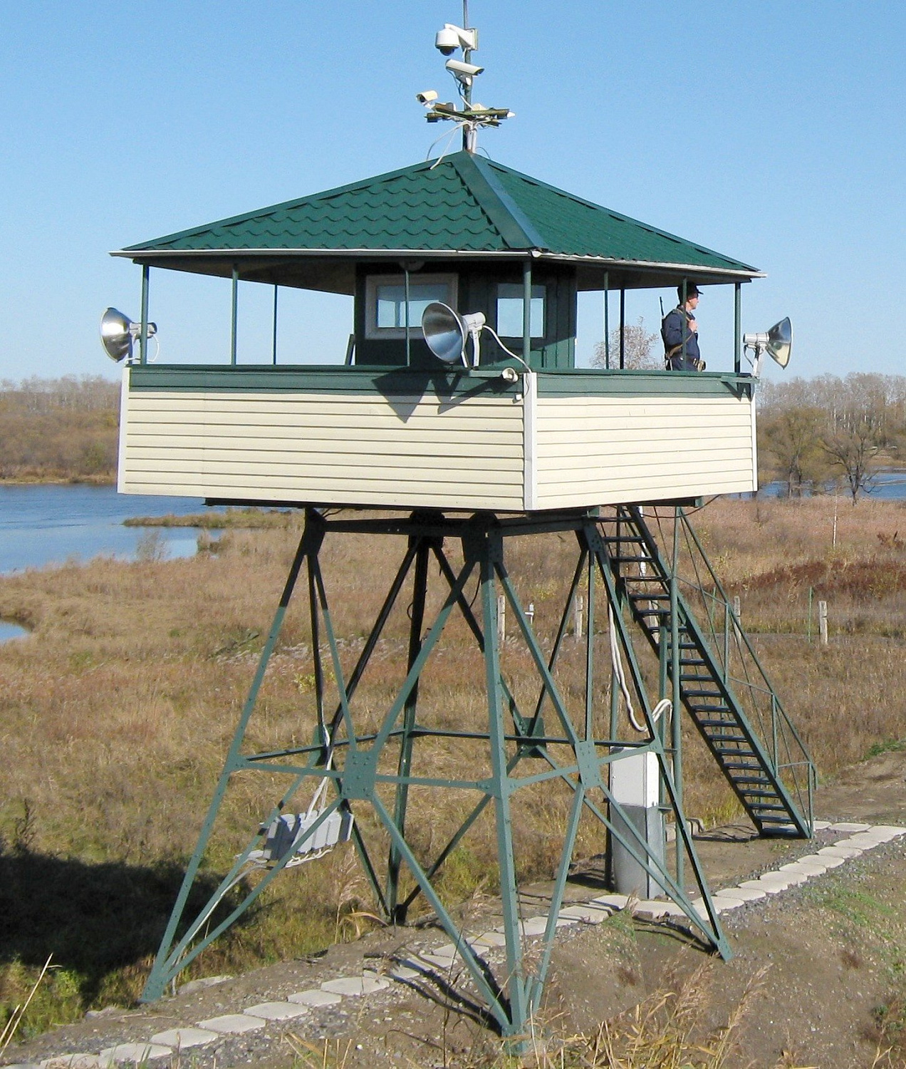 Охрана наиболее важных объектов