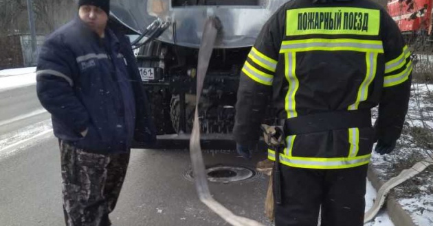 Пожарный поезд ведомственной охраны железнодорожного транспорта Российской Федерации задействован в ликвидации пожара в Ростовской области