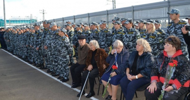 Открытие мемориальной доски в память Соломко Александра Павловича - начальника стрелковой команды - заместителя начальника Таманского отряда Южного филиала ФГП ВО ЖДТ России